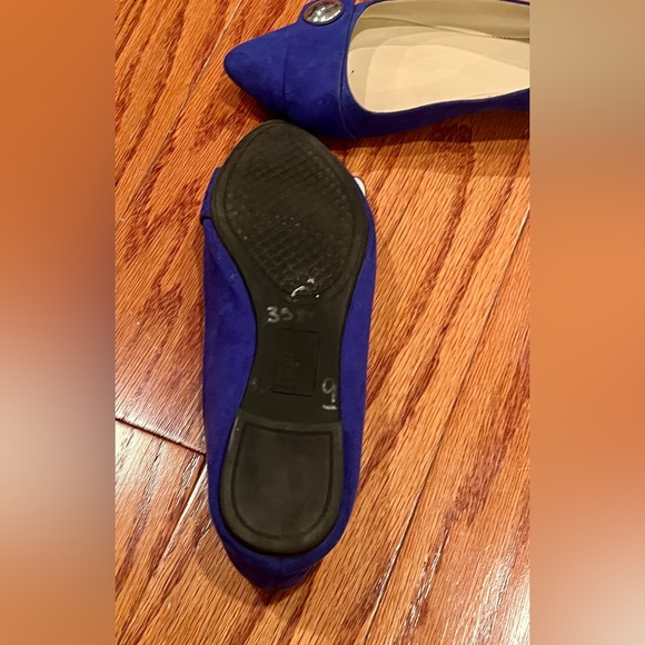 Jones New York flat pointed toe slides. Size 9. New without box. - Picture 4 of 5